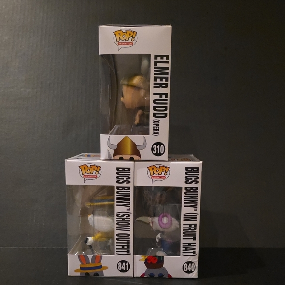 Funko Pop! Looney Tunes Elmer Fudd and Bugs Bunny Figures - Picture 5 of 9